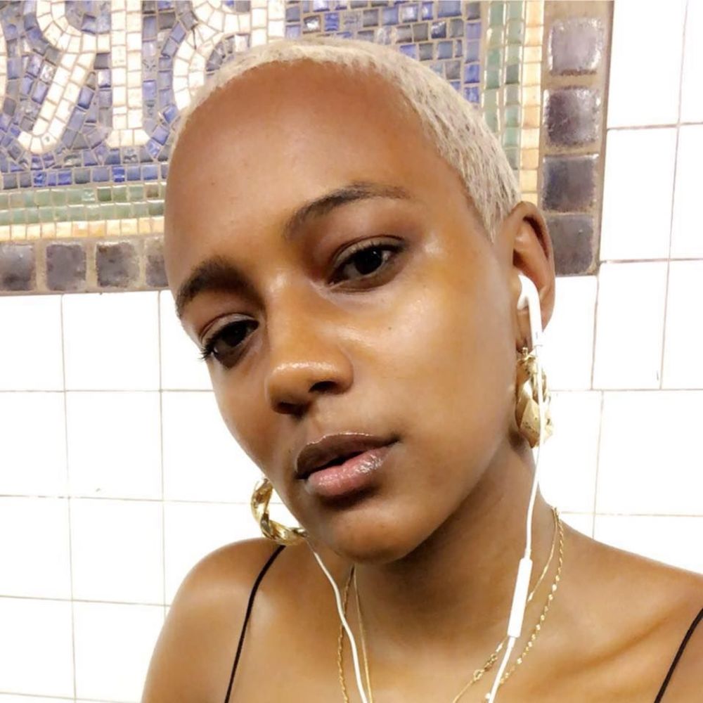 Meet your Posher, Alexis